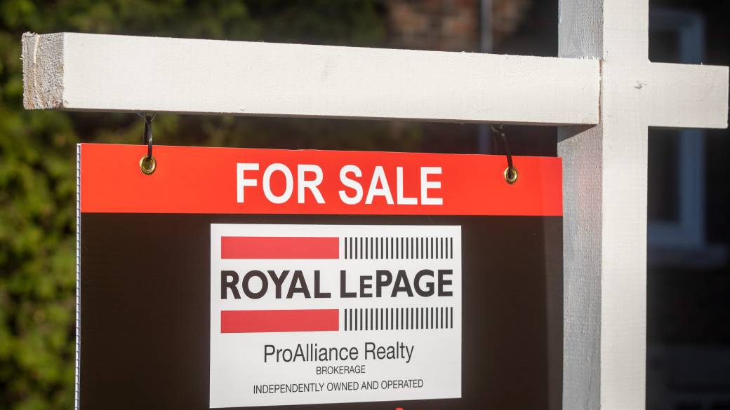 Click to play video: 'Signs of lower interest rates could fuel Canada’s housing market rebound'
