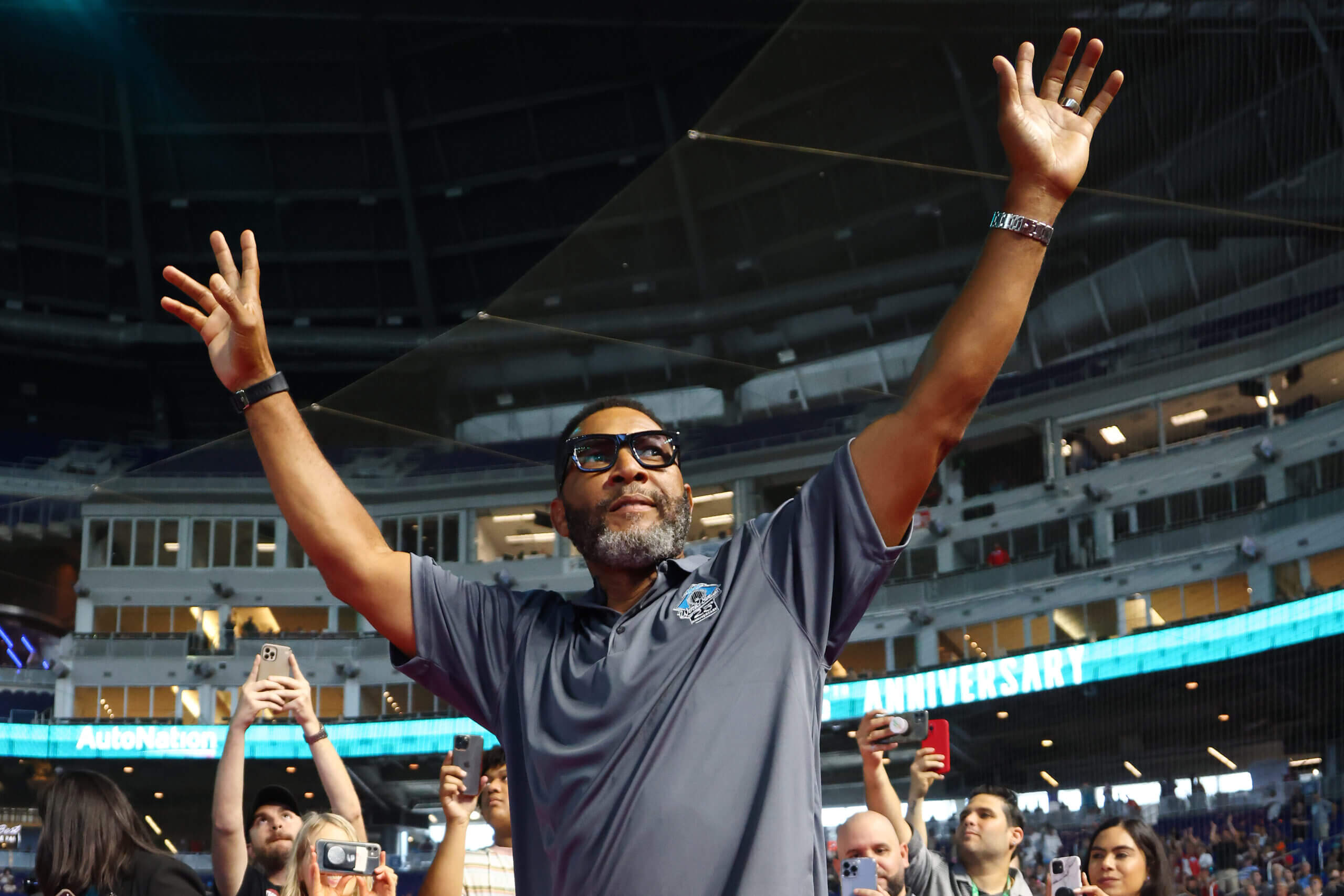 Gary Sheffield, one of baseball’s great offensive forces, is still def…