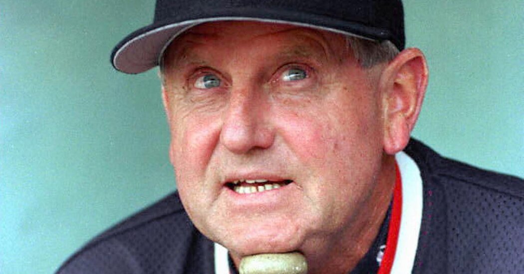 Jimy Williams, A.L. Manager of the Year in Boston in ’99, Dies at 80
