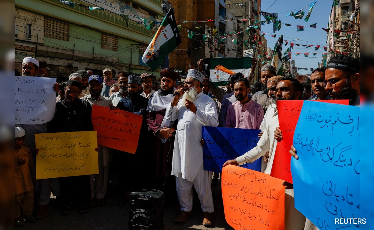 Pakistani Islamist Parties Rally Against Chief Justice On Blasphemous …