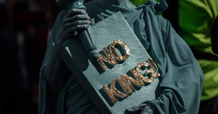 Trump in the crosshairs: ‘No Kings Day’ rallies draw hundreds of thous…